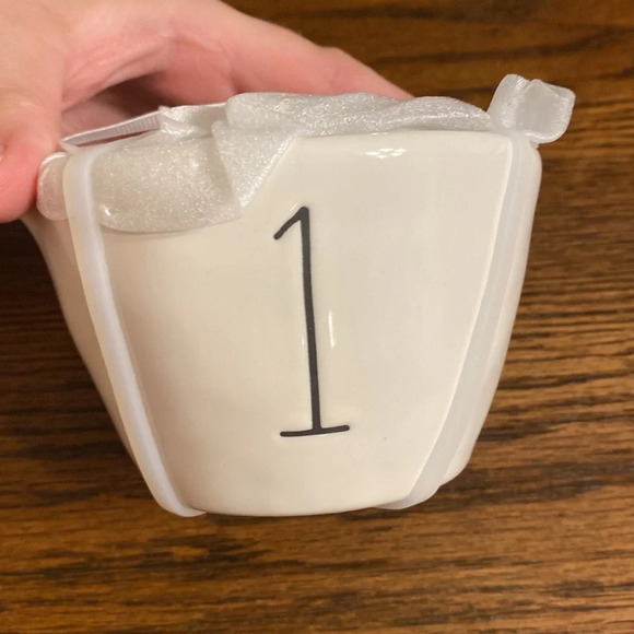 Rae Dunn Princesses measuring cups - Picture 2 of 6